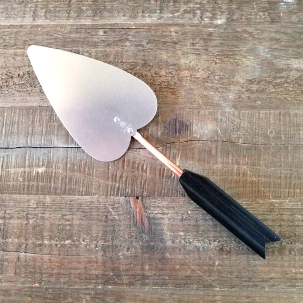 Heart Shaped Spatula from Beehive Kitchen NWT!